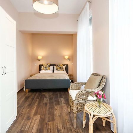 D8 Design Apartment & Studio Eger Zewnętrze zdjęcie