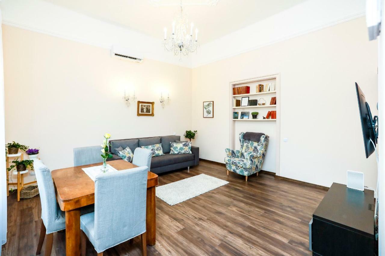 D8 Design Apartment & Studio Eger Zewnętrze zdjęcie